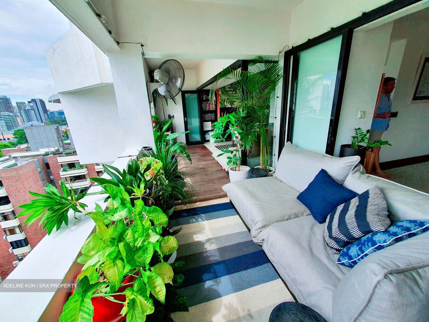 Townhouse Apartments (D9), Apartment #607526301